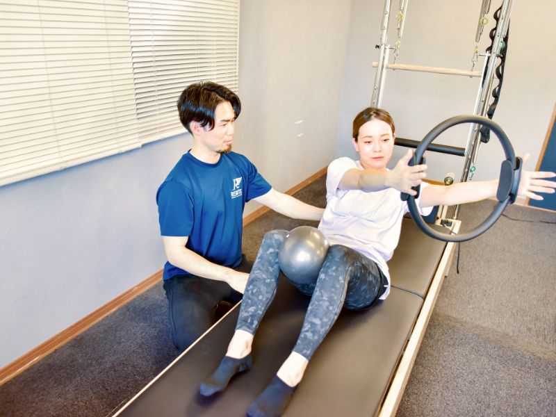 メニュー①初心者向け基礎ピラティス